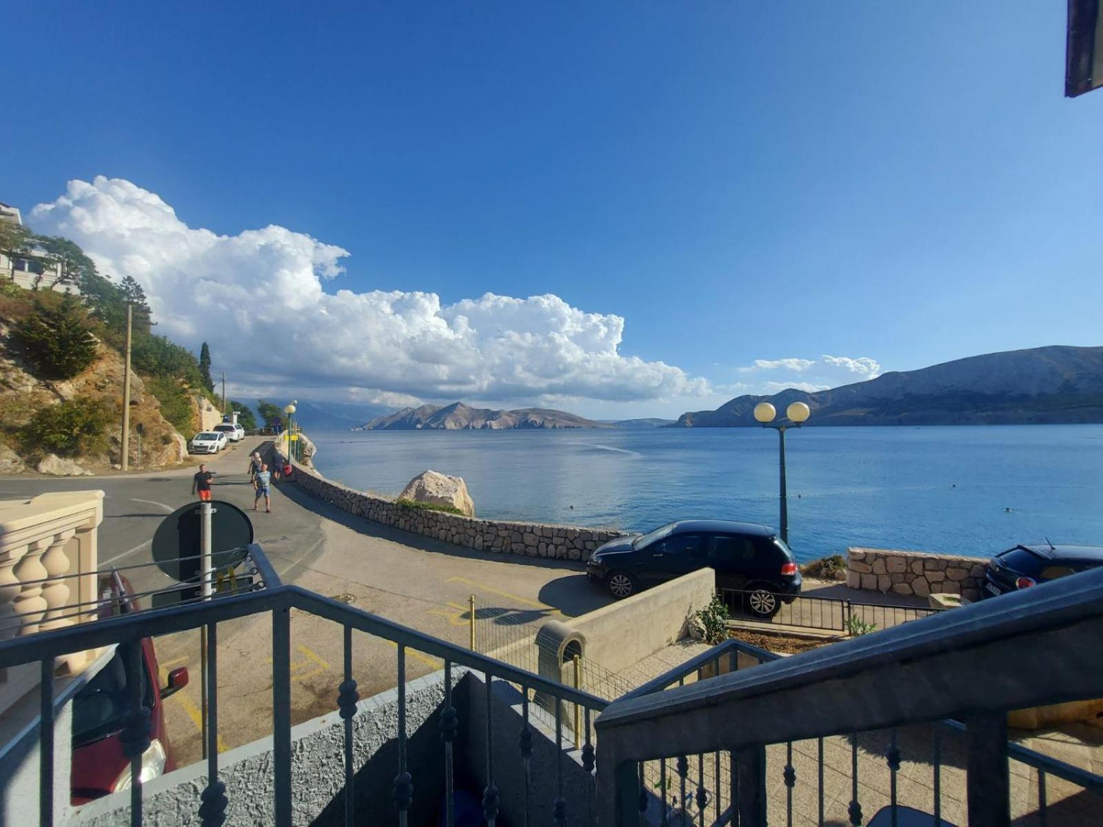 Beach Villa Baska ภายนอก รูปภาพ